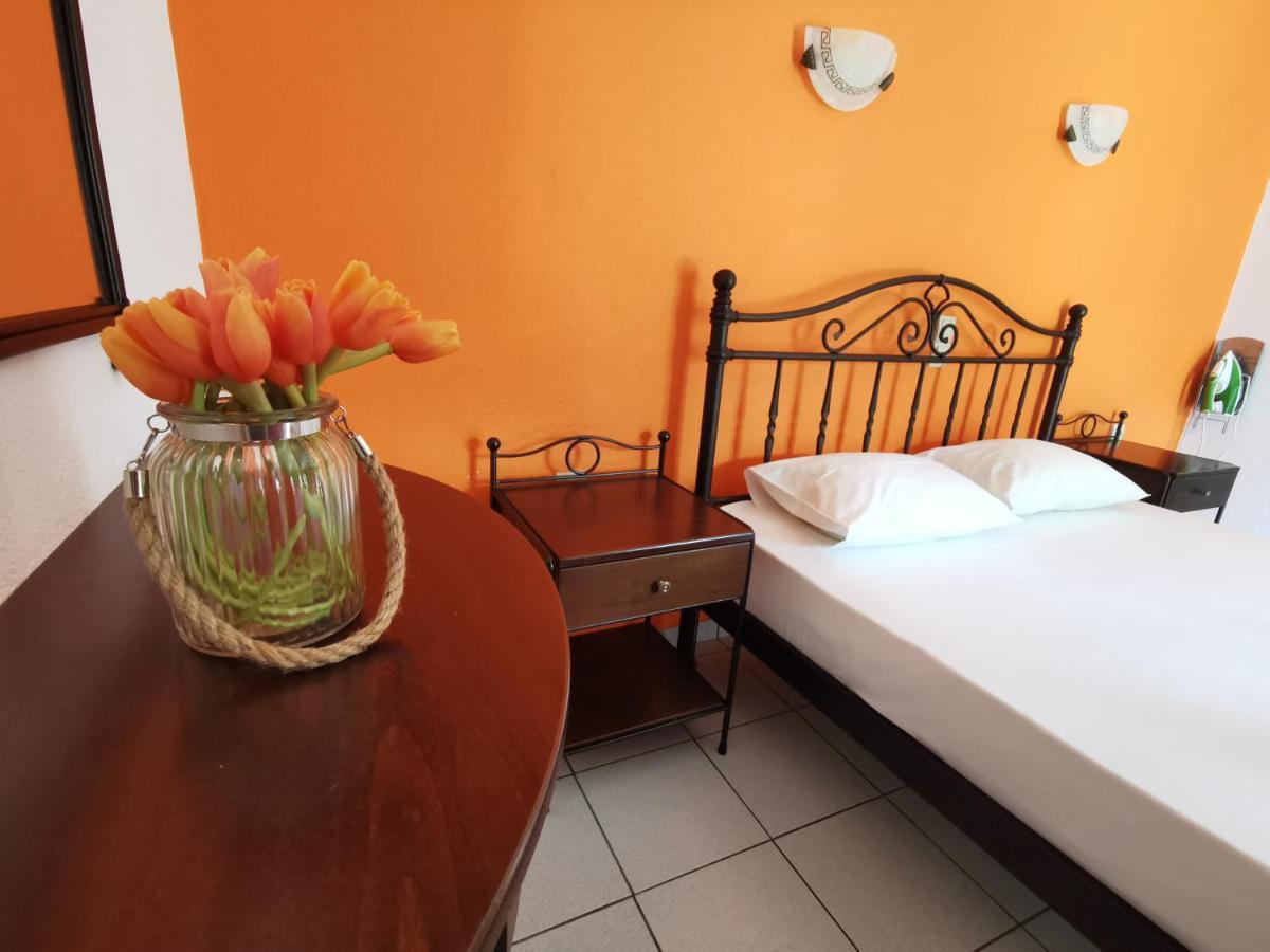 Marinos Aparts Aparthotel Sivota  Luaran gambar